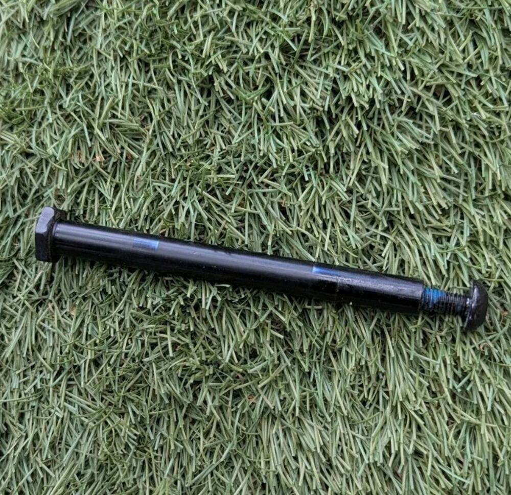 Orbit Baby 02 Stroller Front Wheel Axel Bolt Part Replacement Screw Only